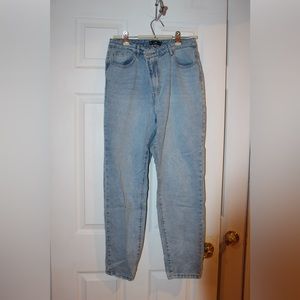 Misguided light wash criss cross waist jeans size 8
